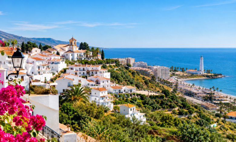 Torrox: qué ver, qué hacer y cómo disfrutar de este rincón de Málaga 1 Torrox
